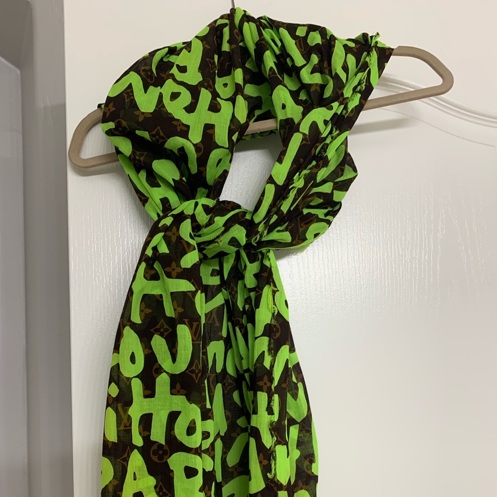 Louis Vuitton “Paris” scarf